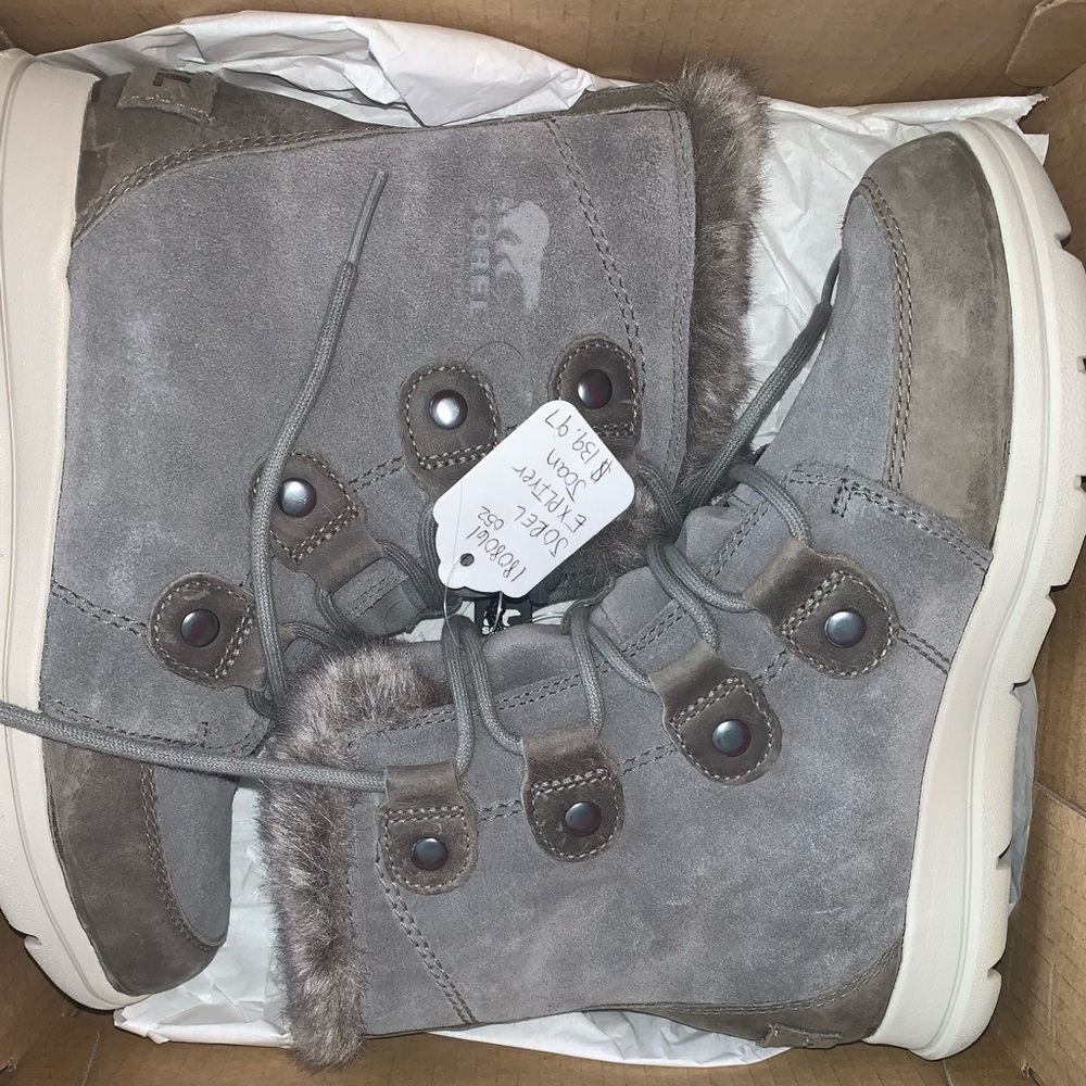 Sorel Joan explorer snow boots